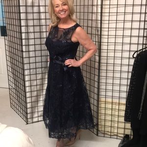 Glamorous Navy Evenng Dress